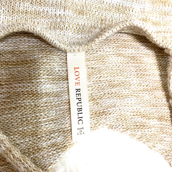 ☀️3 for $20☀️ Knit Crop Top - Picture 2 of 3